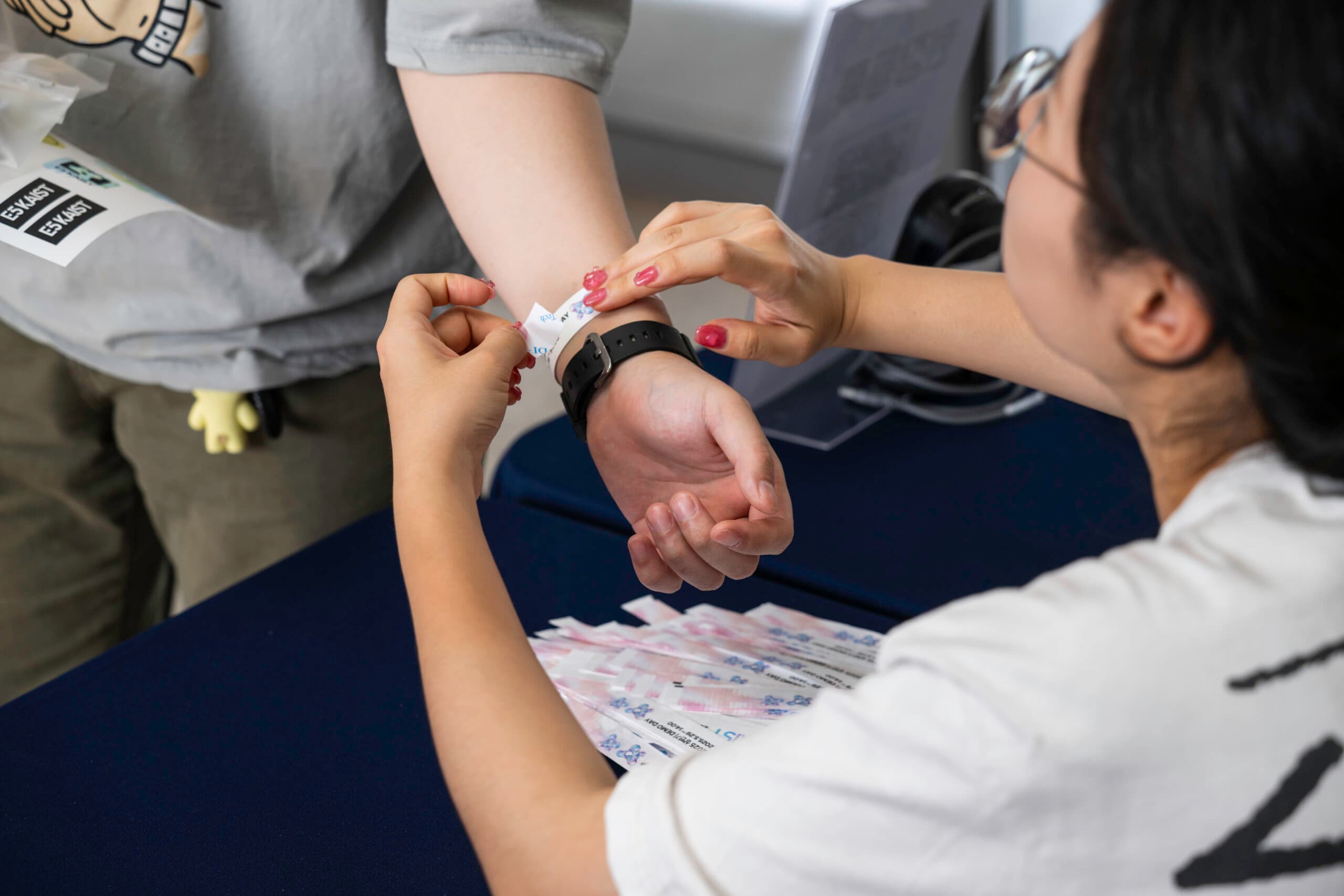 참가자 손목 띠 제작