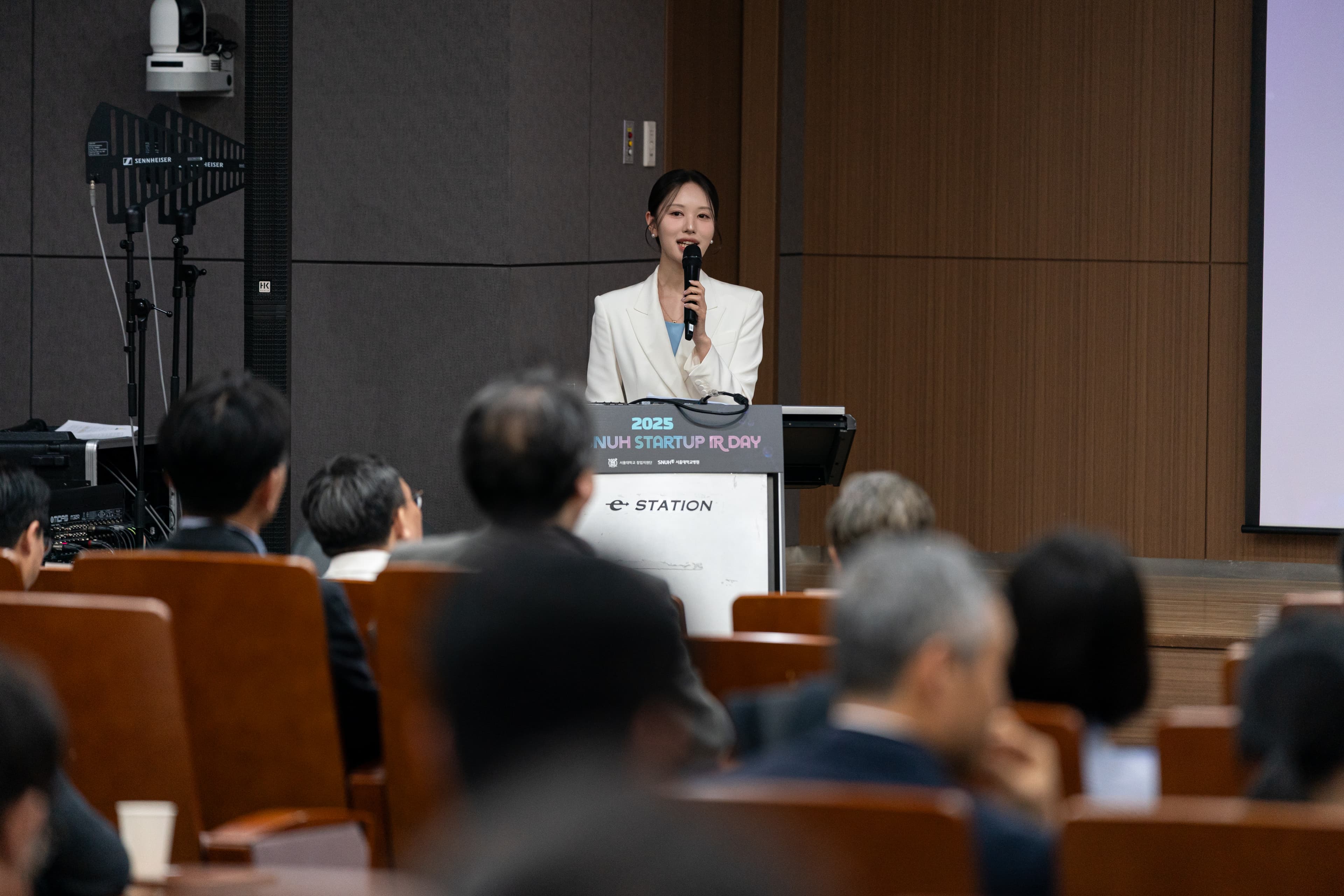 2025 SNU-SNUH Startup IR Day 행사 기획 및 운영 대표 이미지